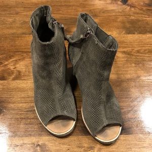 Toms open toed heels